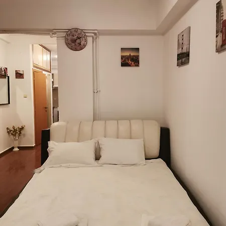 Old Center Apartment