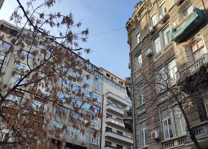 Old Center * Бухарест